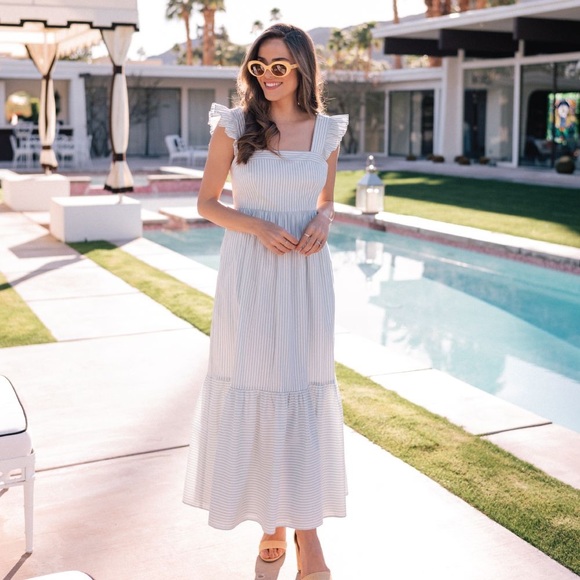 NWT Gal Meets Glam Jasmine Mint Dress 4 - Picture 3 of 10